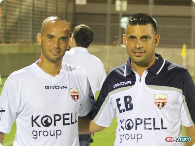 אלעד בראון (מימין). יכול להיות מרוצה (דאפר מחאמיד)